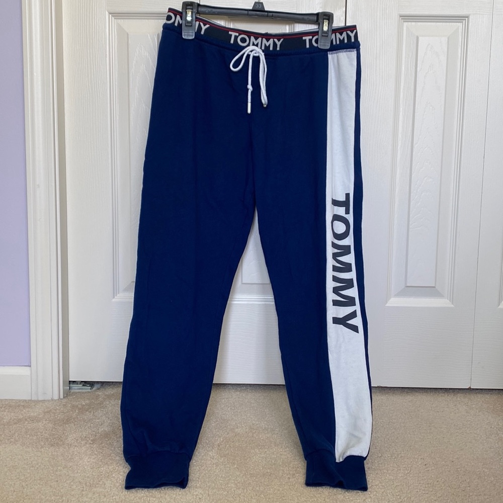 Tommy Hilfiger joggers